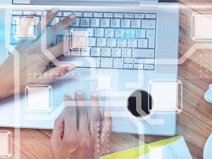 Jak skutecznie zarządzać portalem informacyjnym krok po kroku – praktyczny przewodnik